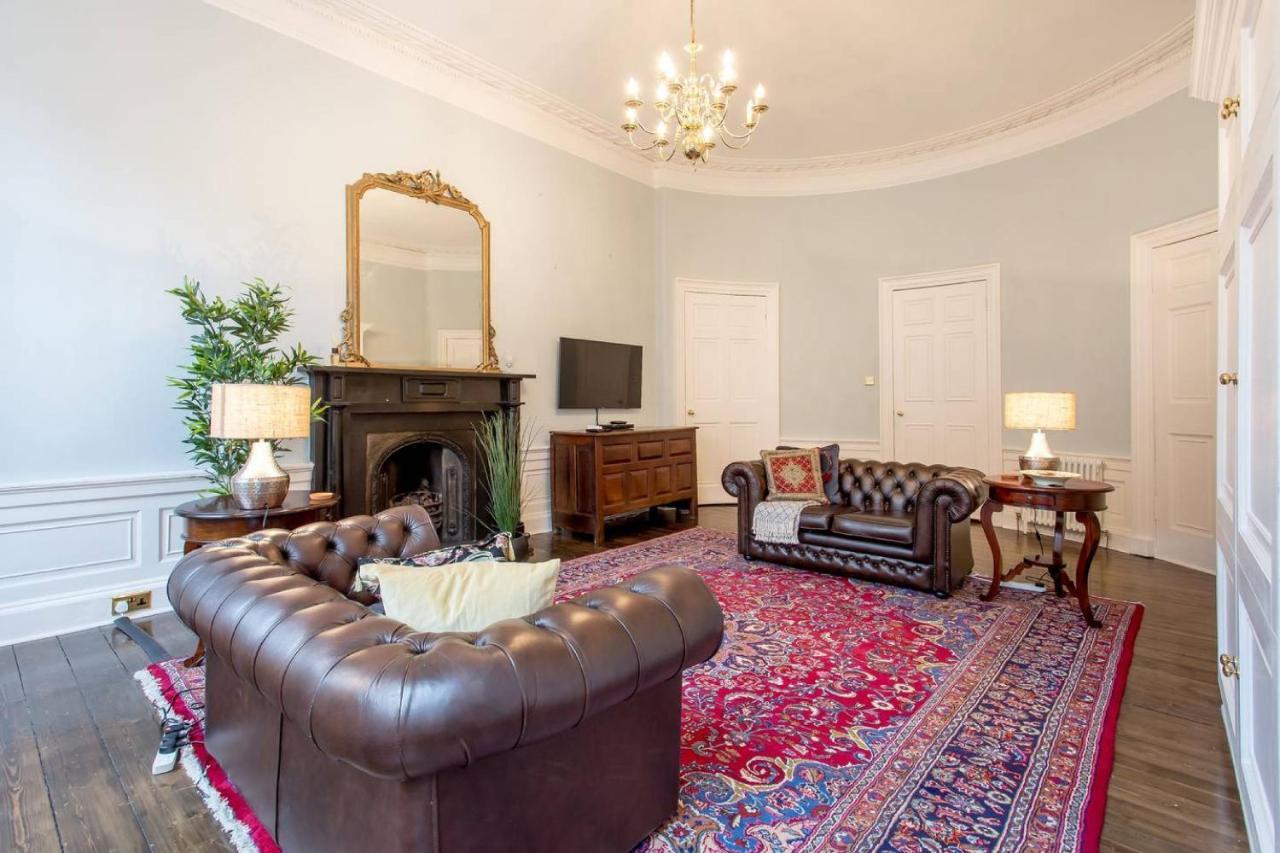Joivy Converted Flat In Historic Building In New Town EDI Eksteriør bilde